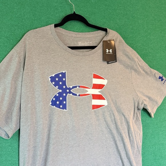 Under Armour 3XL Men's USA Freedom Flag Logo Patriotic America T-Shirt Gray NWT - Picture 3 of 7
